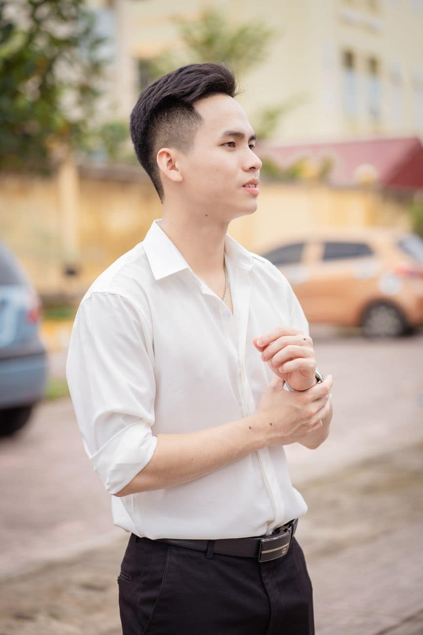 Aaron C.