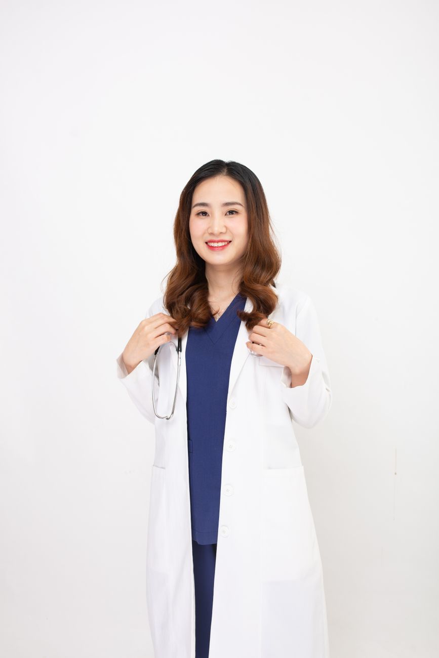 Dr Amanda Sim
