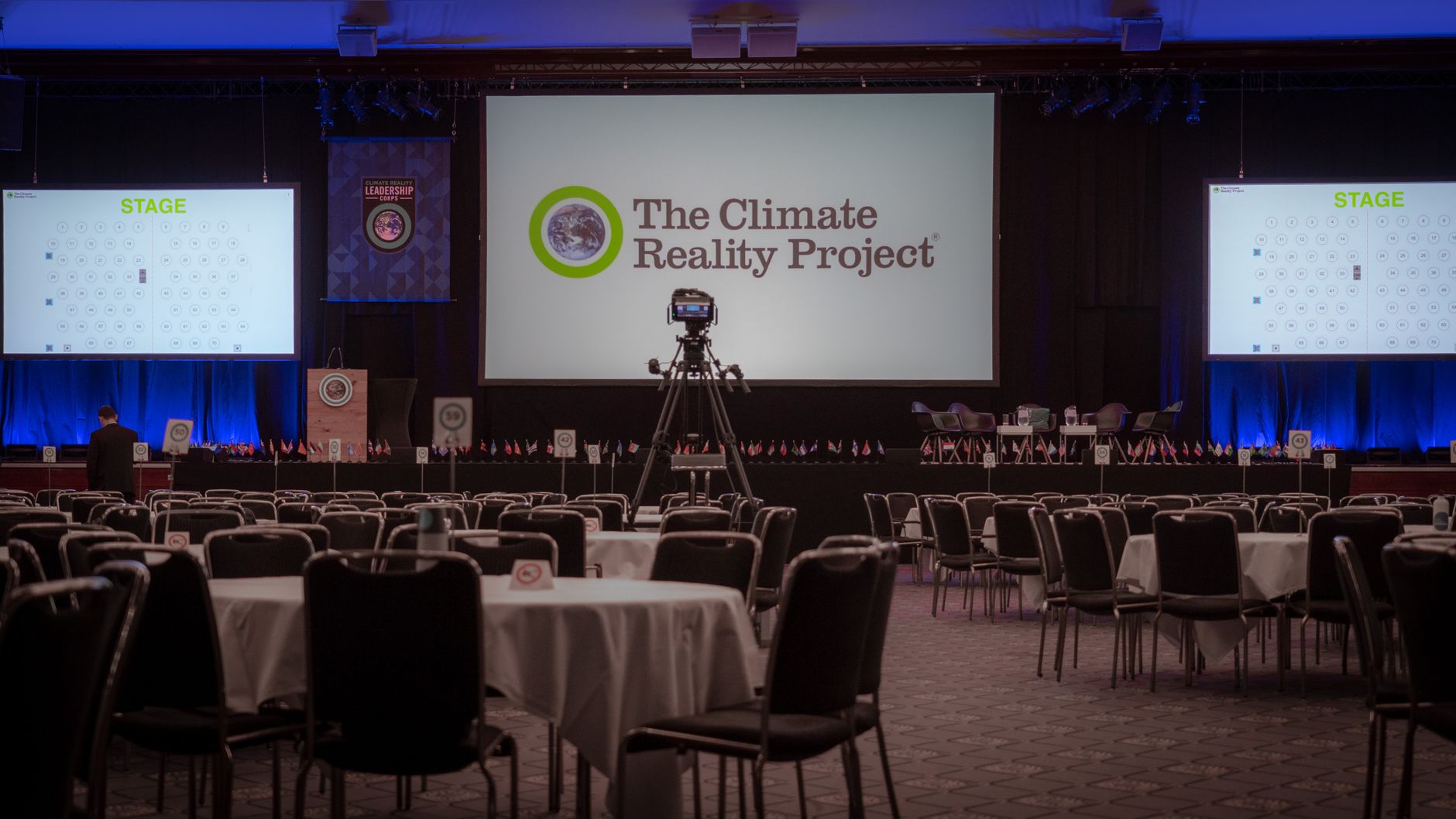 Projection & Screens