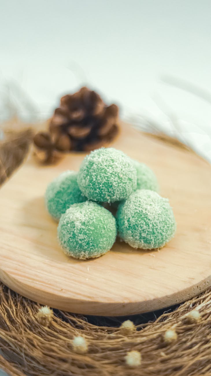 Dessert & kueh table
