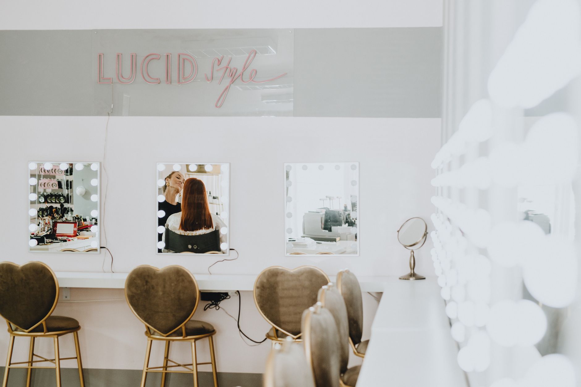 Finishing & Mirror Bar