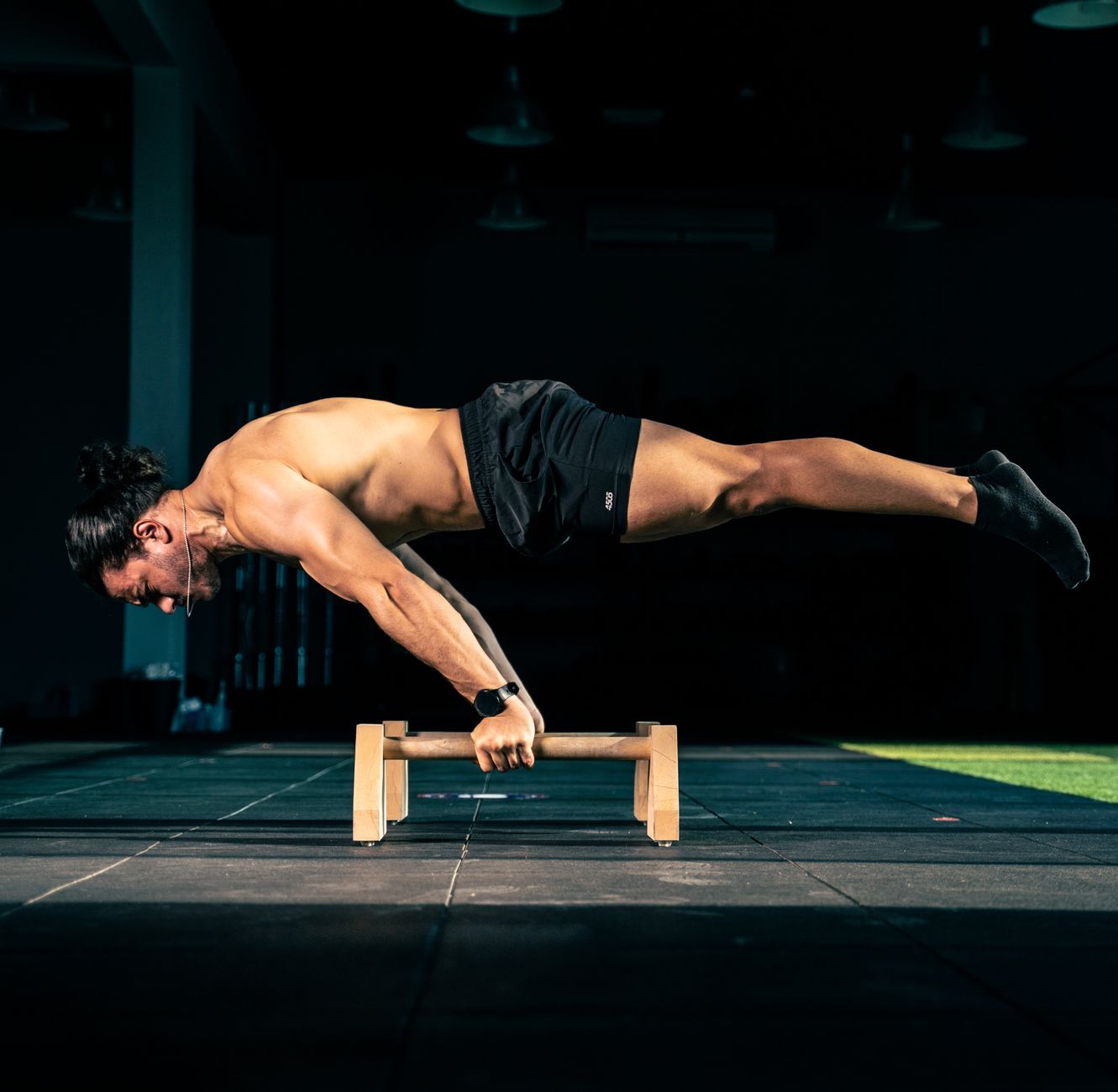 Advanced Statics — calisthenics advanced programme at Groundwork Athletics Singapore