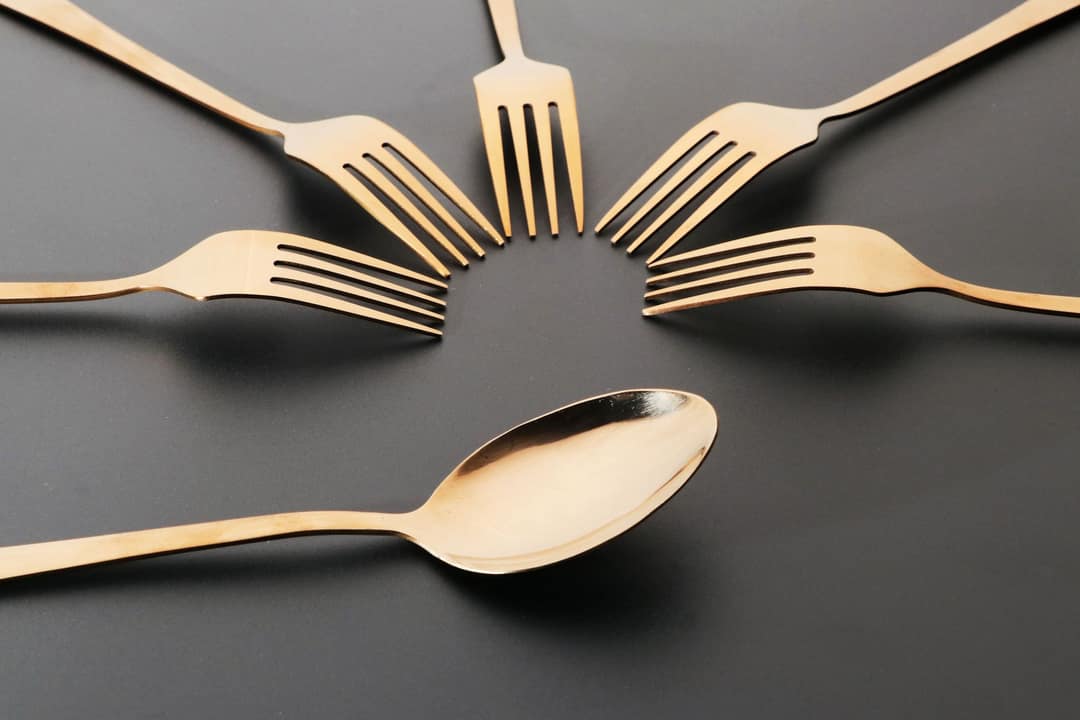 Brushed Gold Cutlery (16-pc)