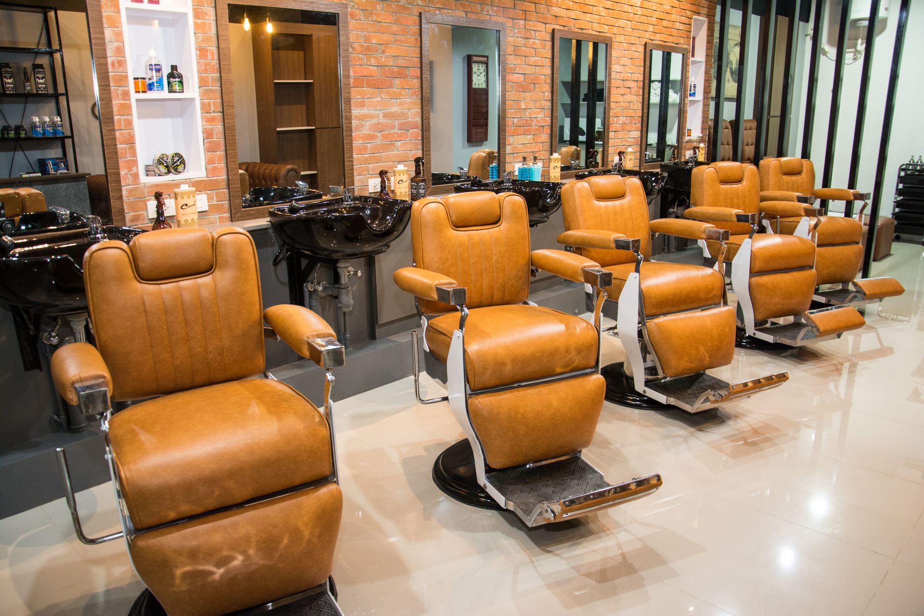 A barber's chair at Ironside