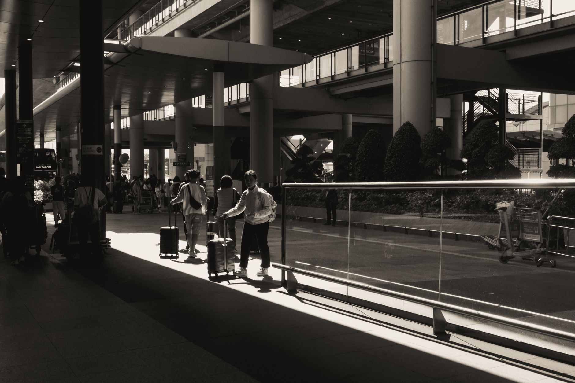 Changi Airport Transfers — Onyx Chauffeurs Singapore
