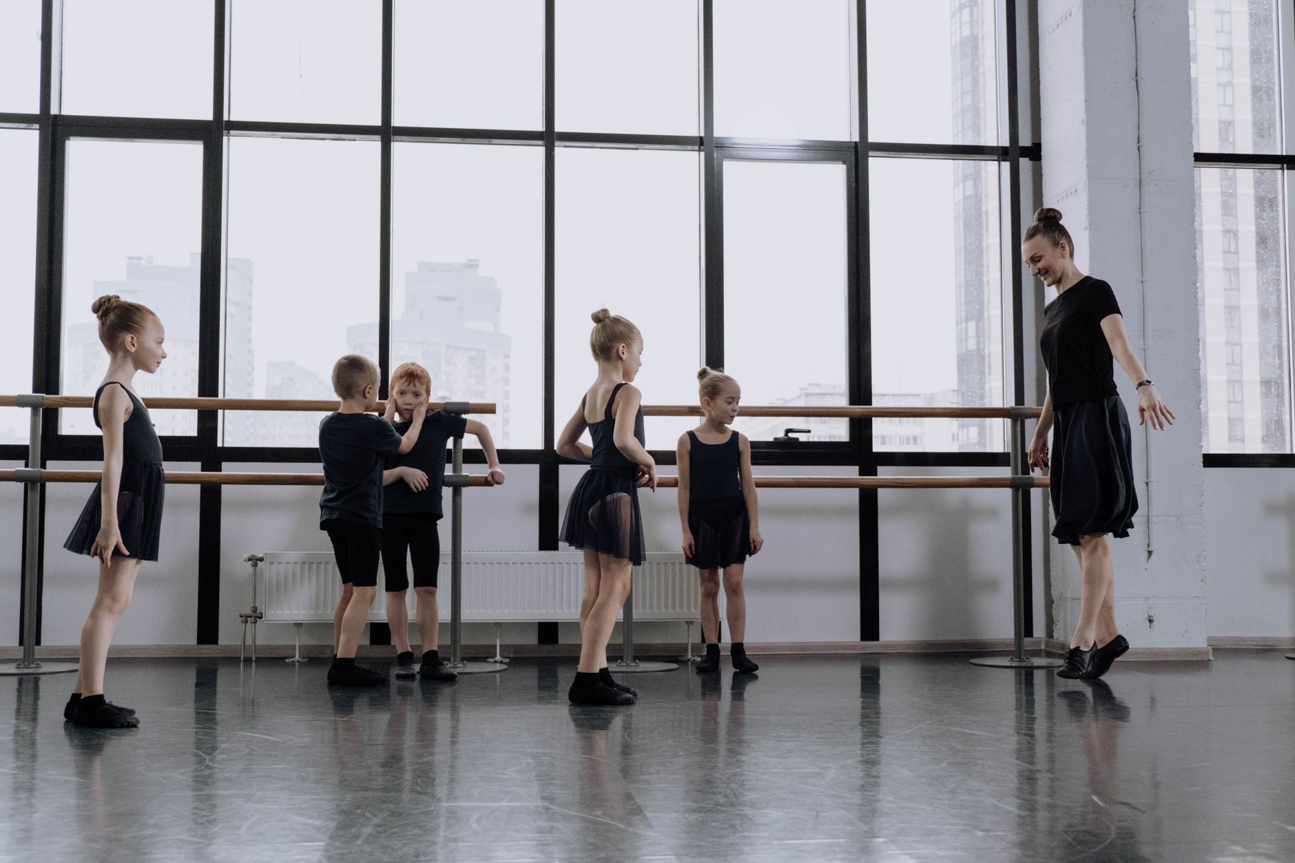 Children at a Pirouette holiday dance workshop