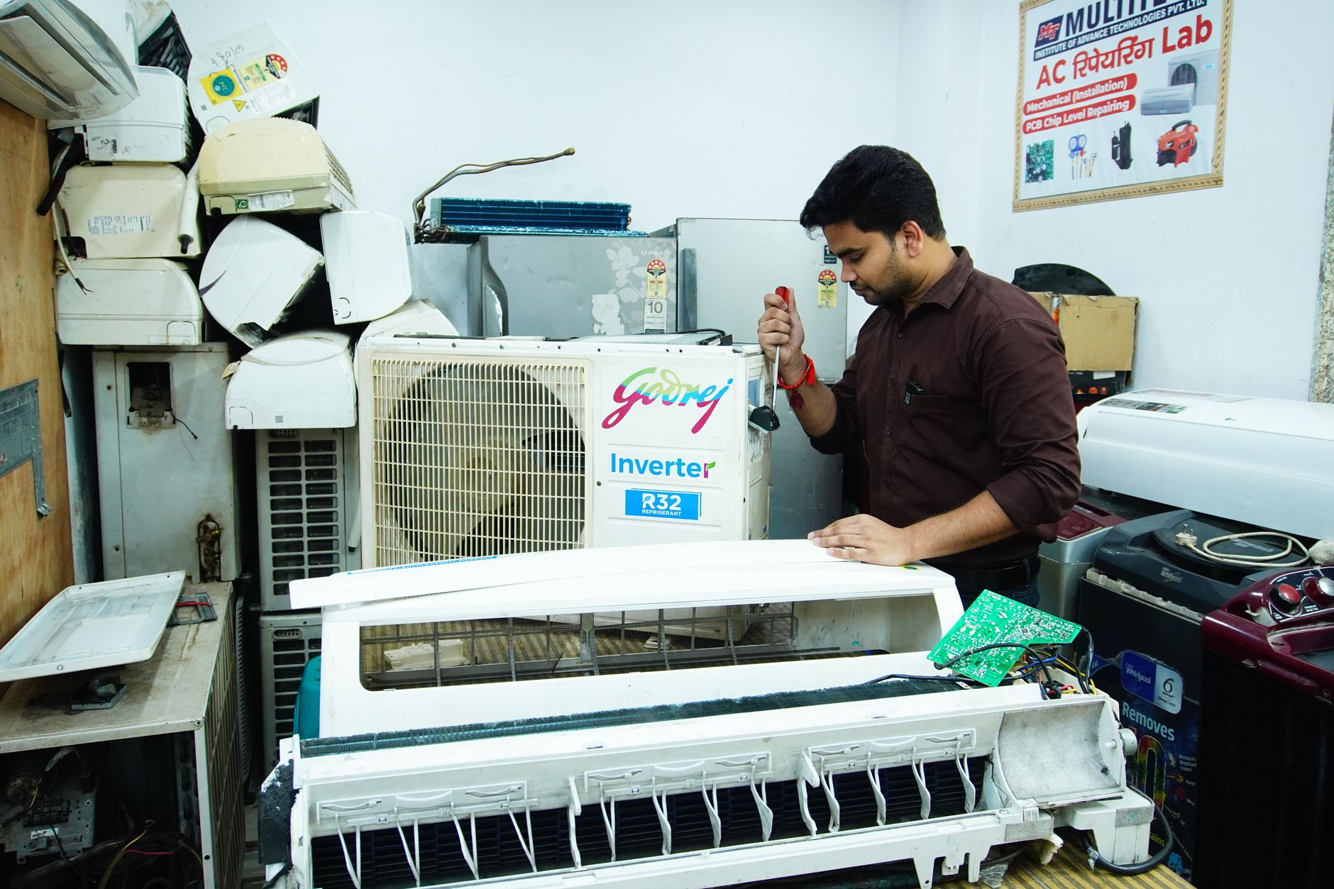 Aircon Chemical Overhaul in Singapore — Purecool