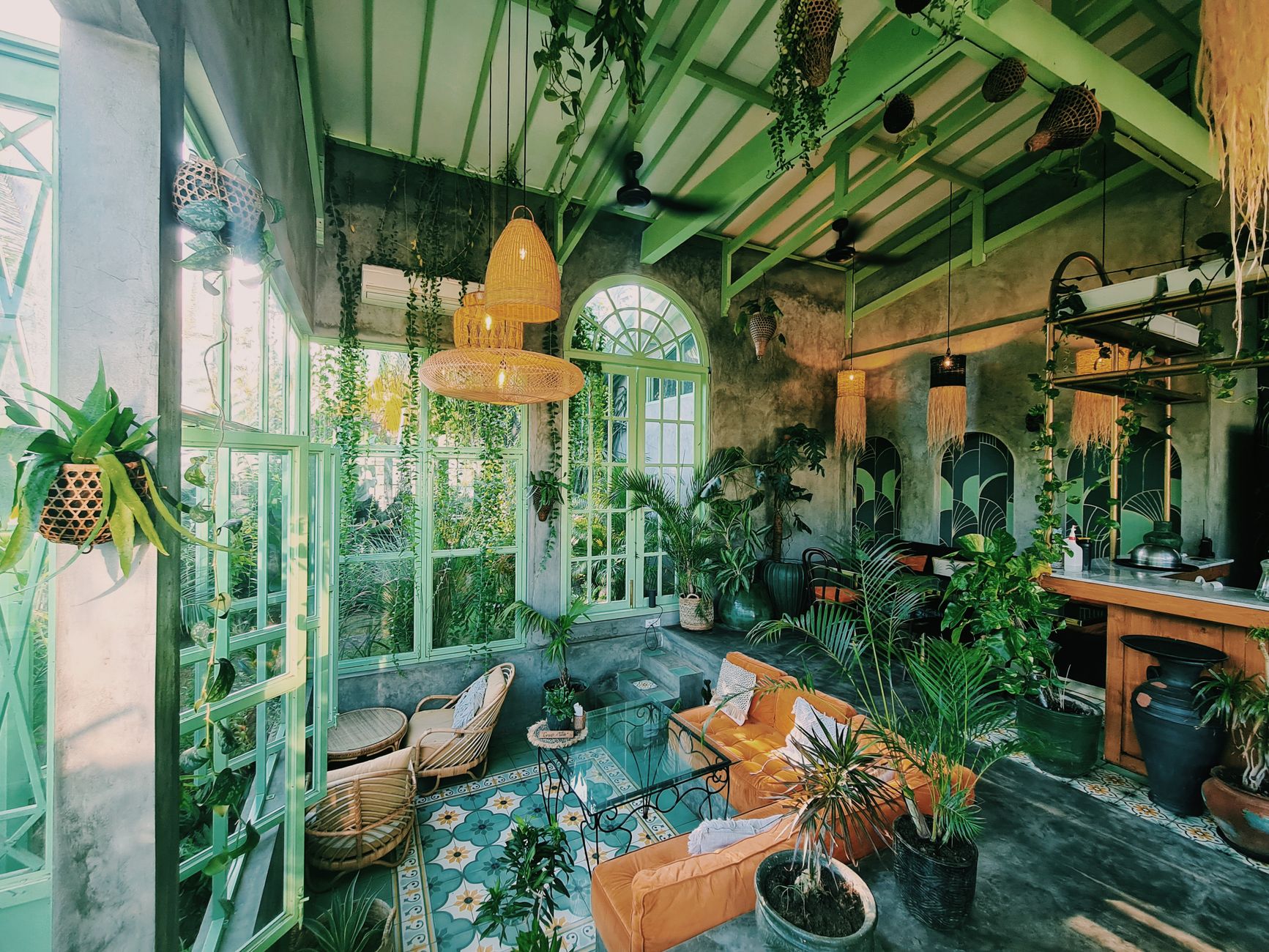 Café-hopping in Bali without the tourist traps — Bali (Canggu / Ubud), Bali