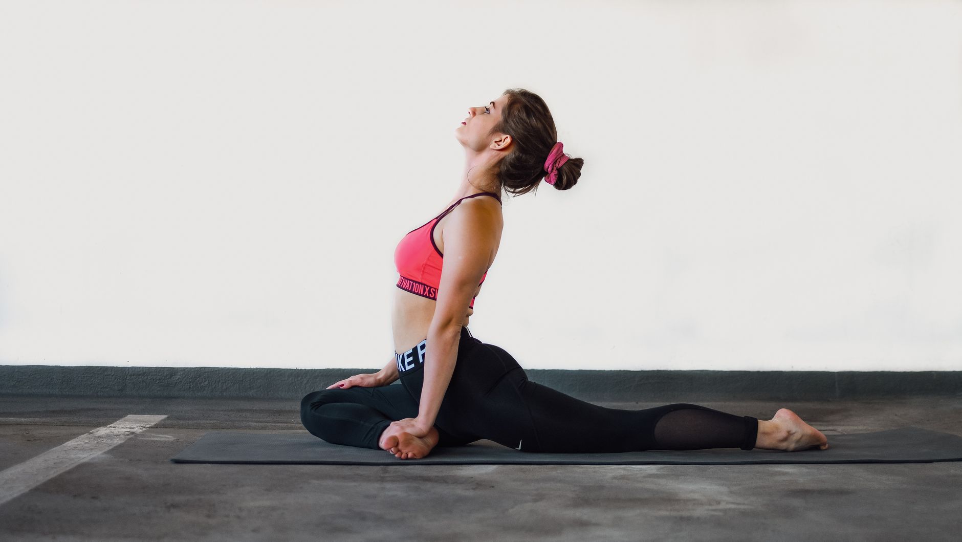 Strength & Mobility Block with Sasha Strong — Singapore personal trainer