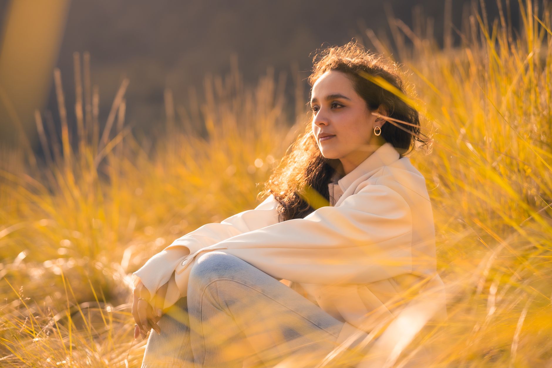 A calm, hopeful moment of quiet — the warmth that Stillpoint Counselling in Singapore offers
