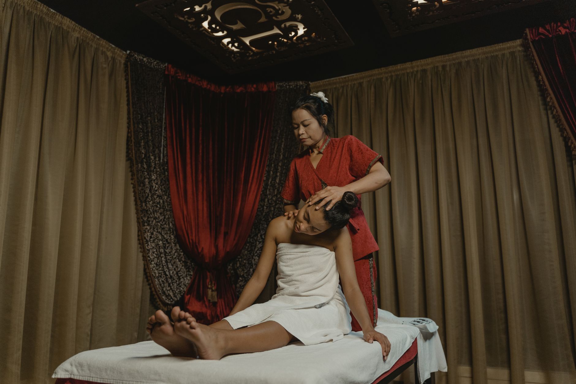 Aromatherapy Calm Massage at Stillwater Day Spa Singapore