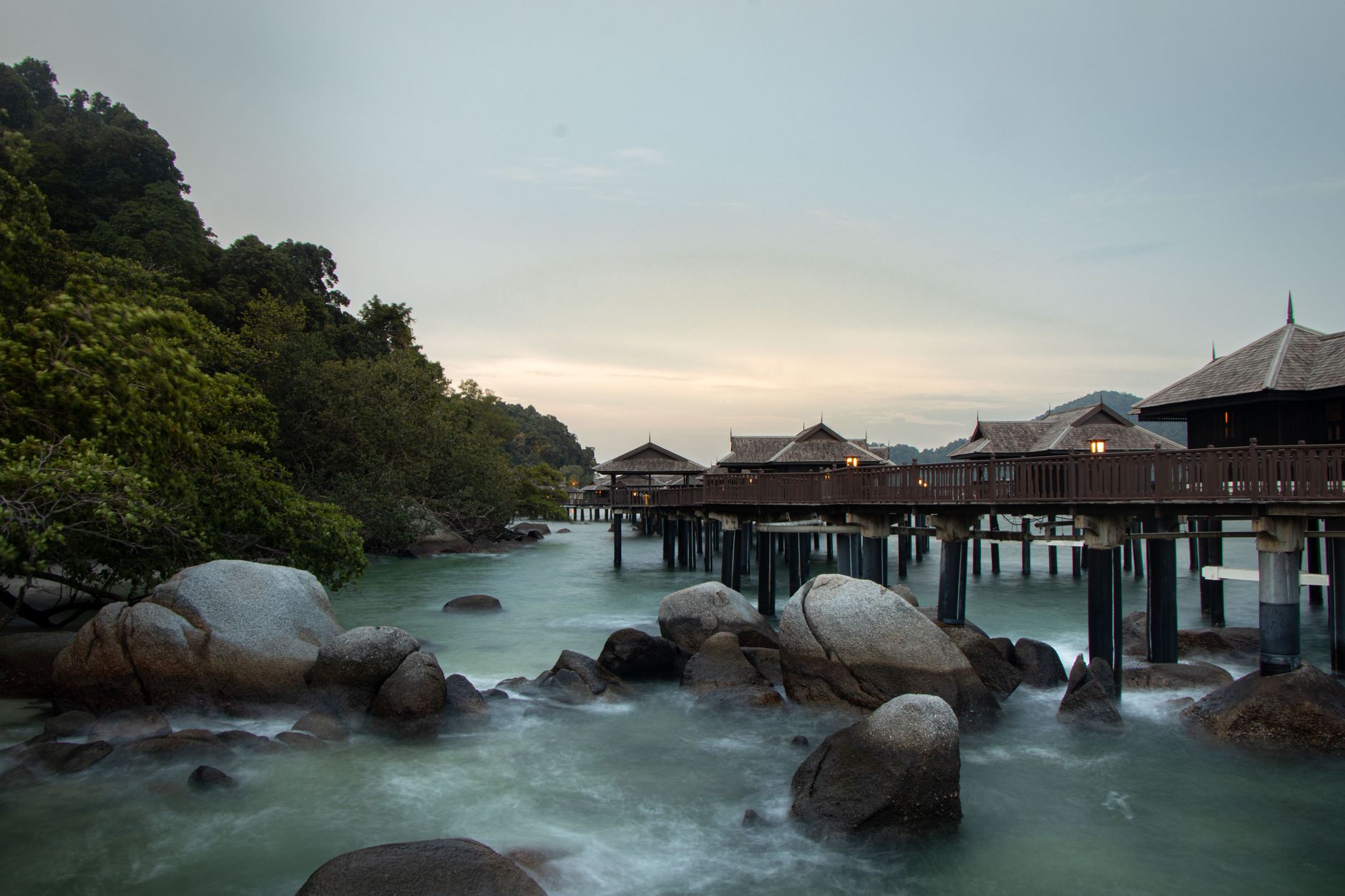 Driftwood Beach Chalet, Desaru Coast