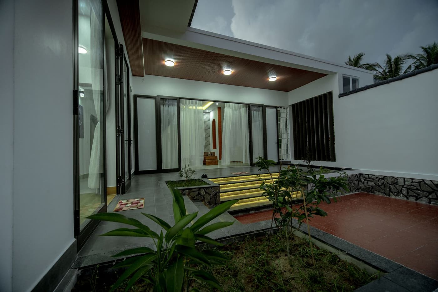 The Reading Courtyard — Landed garden, Serangoon Gardens